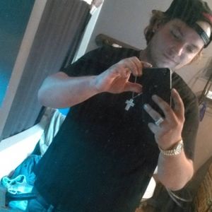 Meet your Posher, Cameron